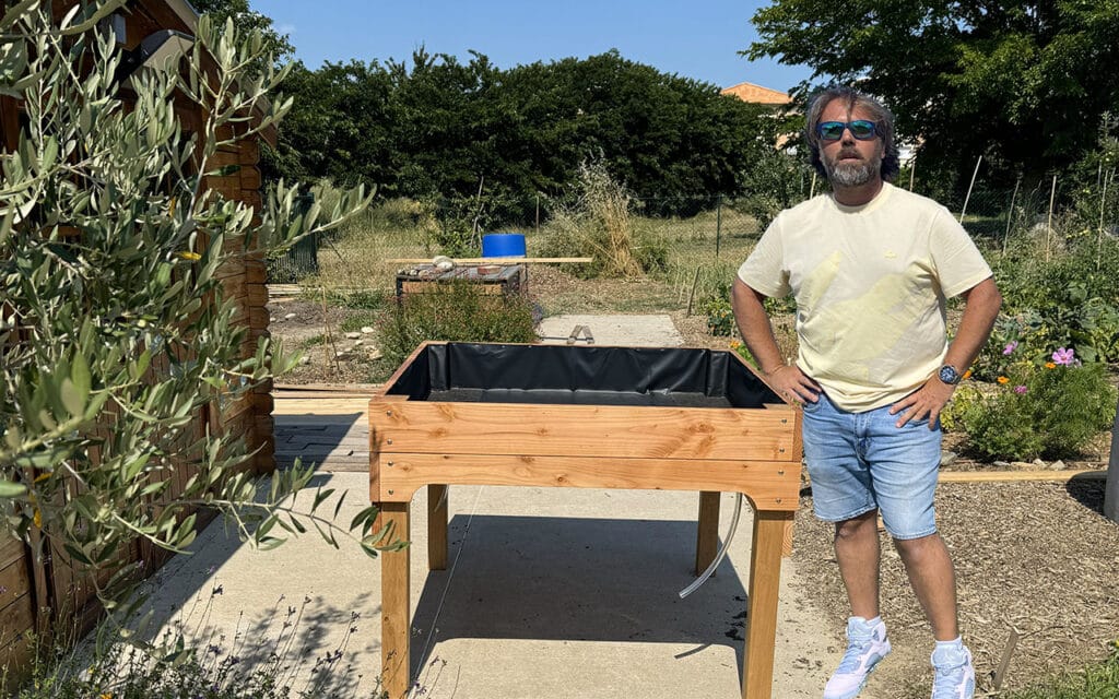 JJBIO Julien et son modèle 2025 jardinière PMR 4 places